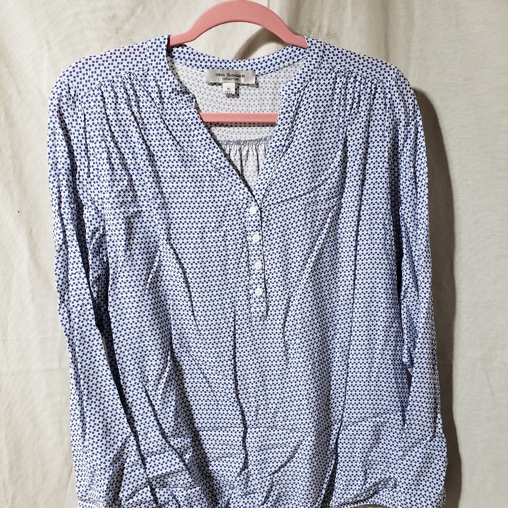 Iris Singer Womens size 10 sweater